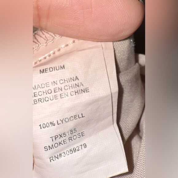 Thread & Supply Tunic Flowy Top in Smoke Rose Size Medium NWT - Picture 6 of 8